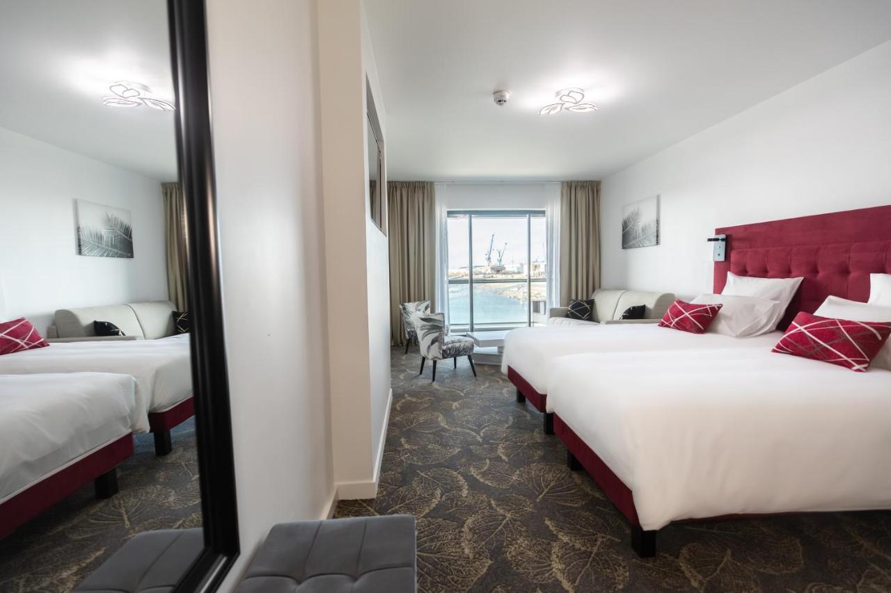 Le Barracuda & Spa, Centre Port, Pieds Dans L'Eau, Vue Mer Brest Dış mekan fotoğraf